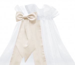 White standing canopy with beige bow