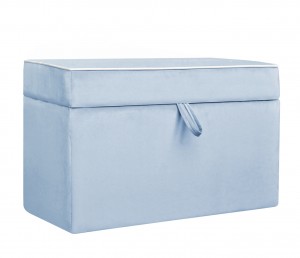 Quilted trunk- blue velvet
